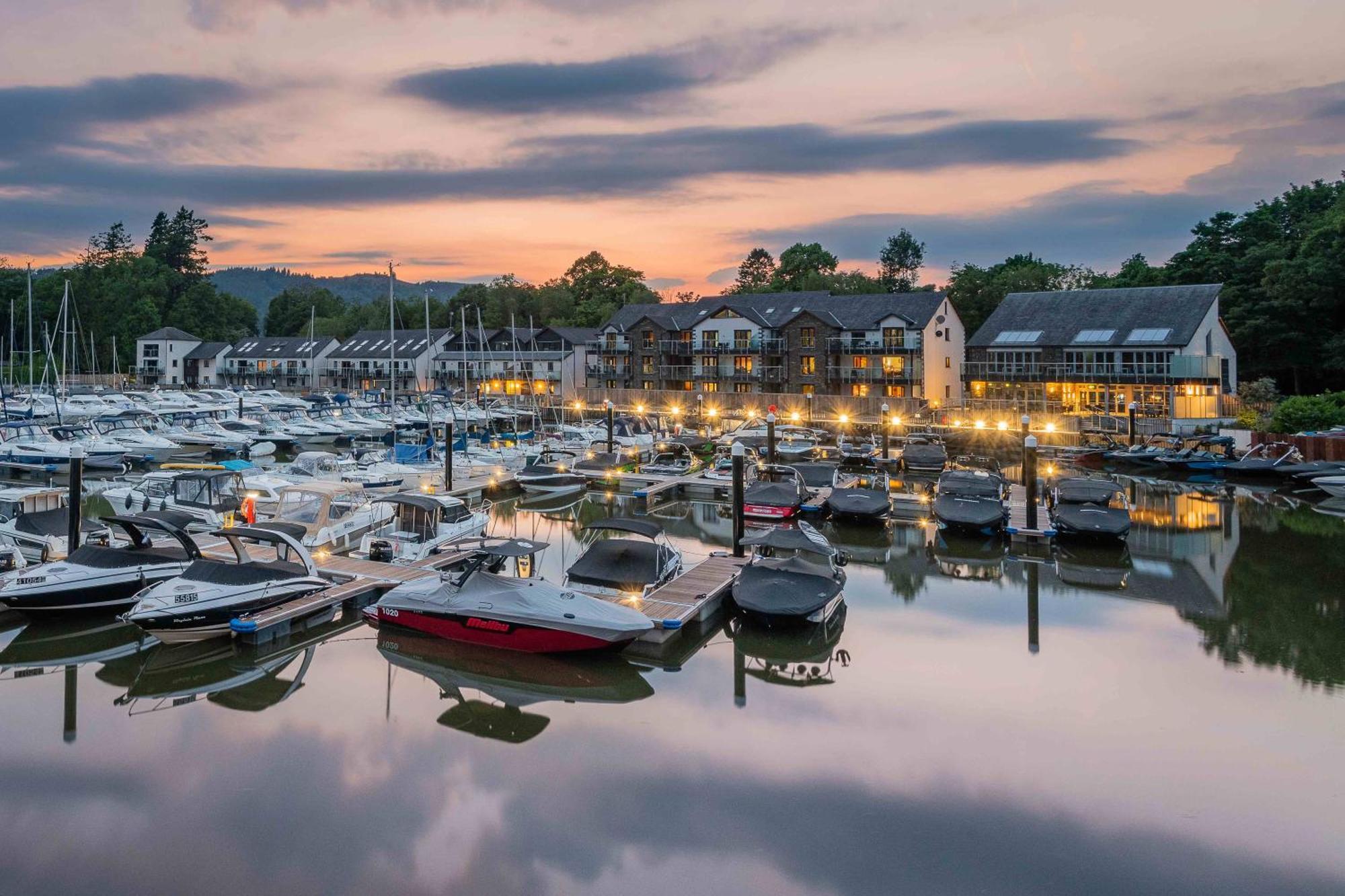 Lakeland Apartment At Windermere Marina Village โบว์เนส ออน วินเดอเมียร์ ภายนอก รูปภาพ