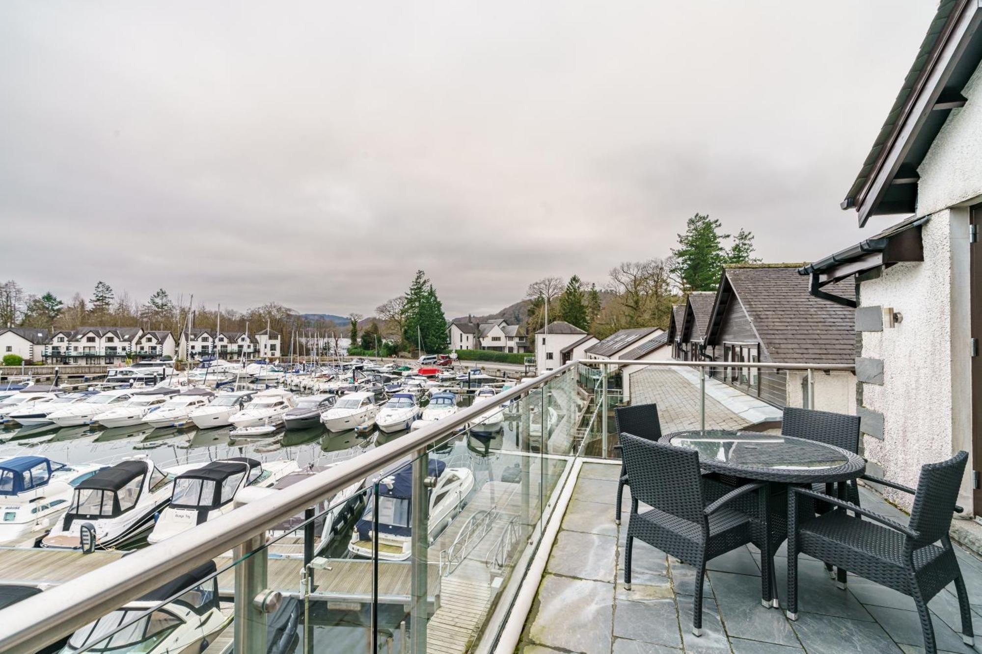 Lakeland Apartment At Windermere Marina Village โบว์เนส ออน วินเดอเมียร์ ภายนอก รูปภาพ
